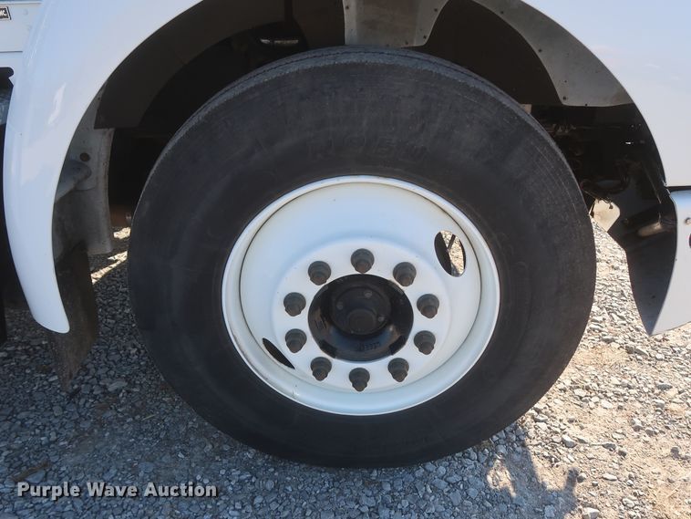 image for item HK9684 2008 Kenworth T300  utility/service truck