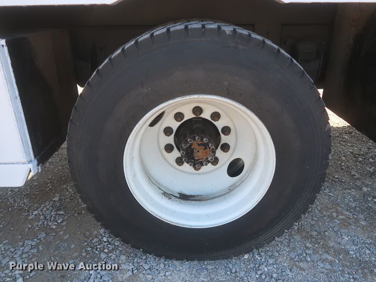 image for item HK9684 2008 Kenworth T300  utility/service truck