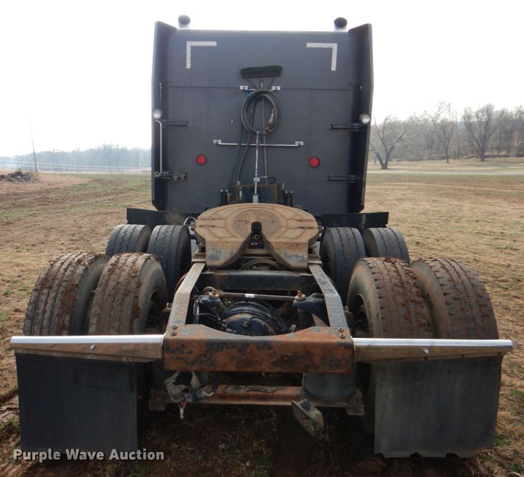 image for item HL9315 1999 Peterbilt 379  semi truck