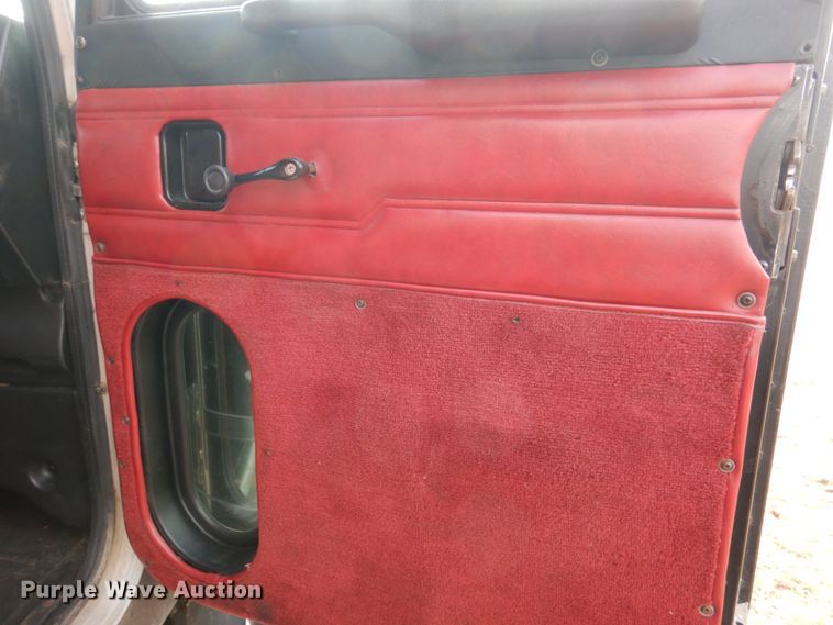 image for item HL9315 1999 Peterbilt 379  semi truck