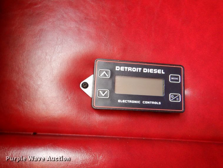 image for item HL9315 1999 Peterbilt 379  semi truck