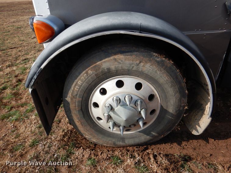 image for item HL9315 1999 Peterbilt 379  semi truck