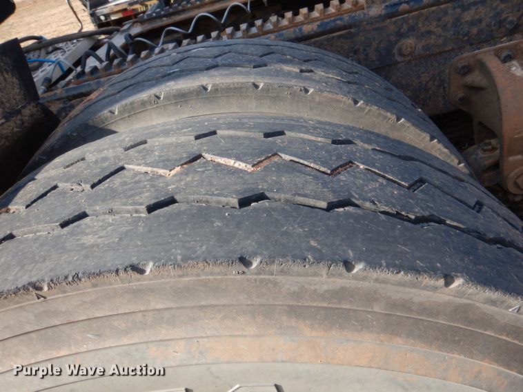 image for item HL9315 1999 Peterbilt 379  semi truck