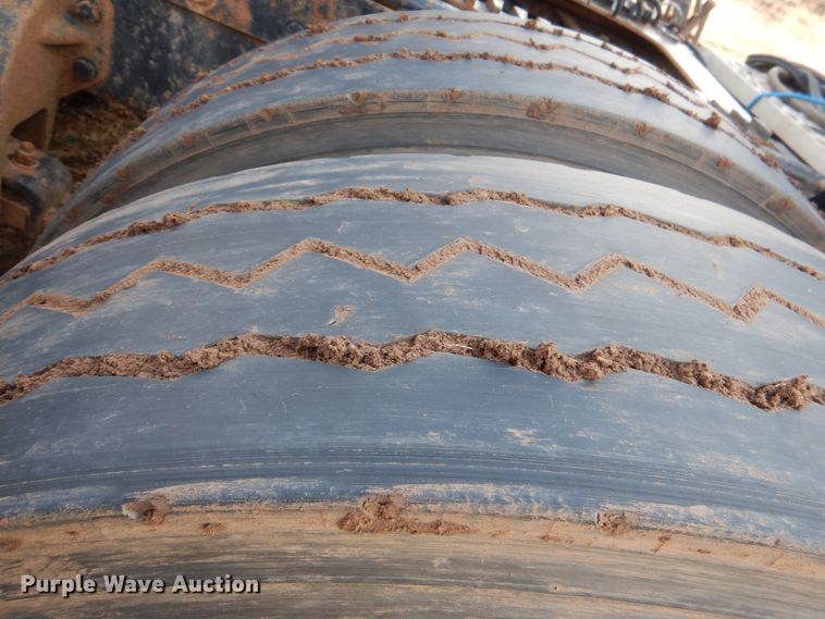 image for item HL9315 1999 Peterbilt 379  semi truck