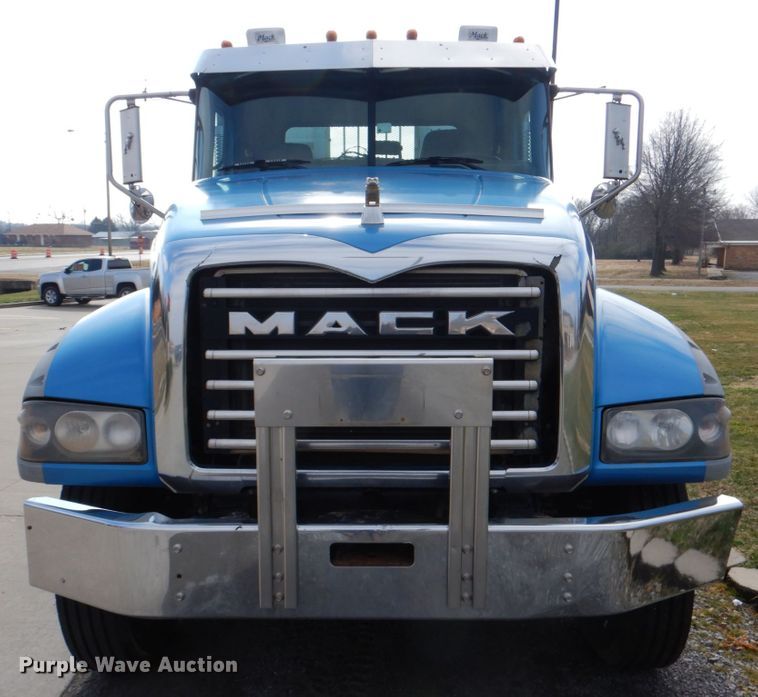 image for item HL9316 2012 Mack  semi truck
