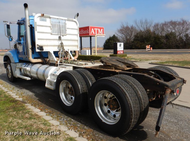 image for item HL9316 2012 Mack  semi truck