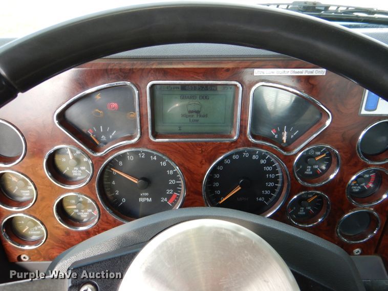 image for item HL9316 2012 Mack  semi truck