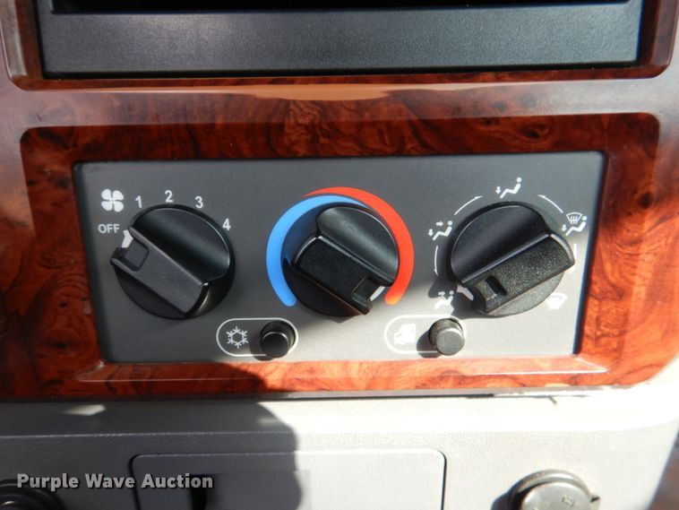 image for item HL9316 2012 Mack  semi truck