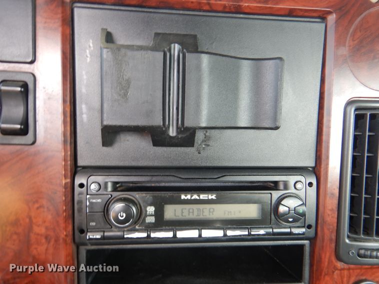 image for item HL9316 2012 Mack  semi truck