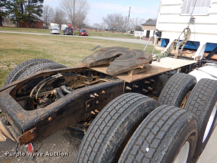 image for item HL9316 2012 Mack  semi truck