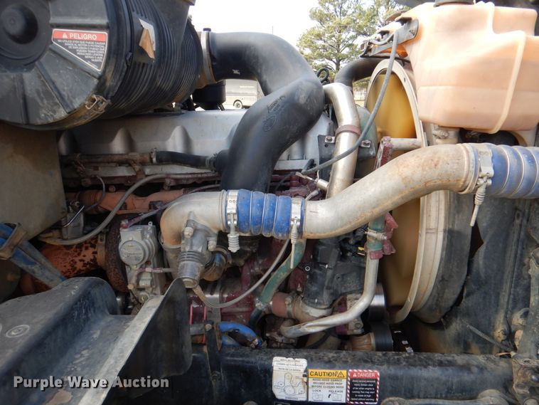 image for item HL9316 2012 Mack  semi truck