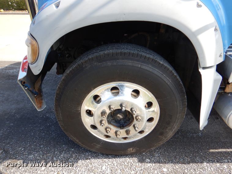 image for item HL9316 2012 Mack  semi truck