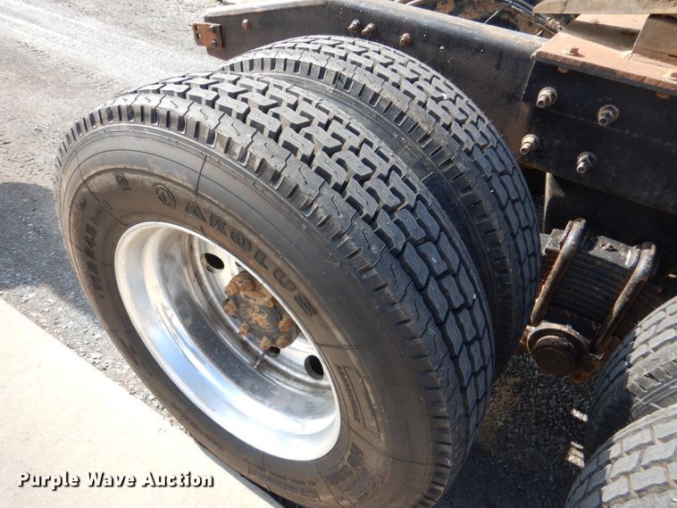 image for item HL9316 2012 Mack  semi truck