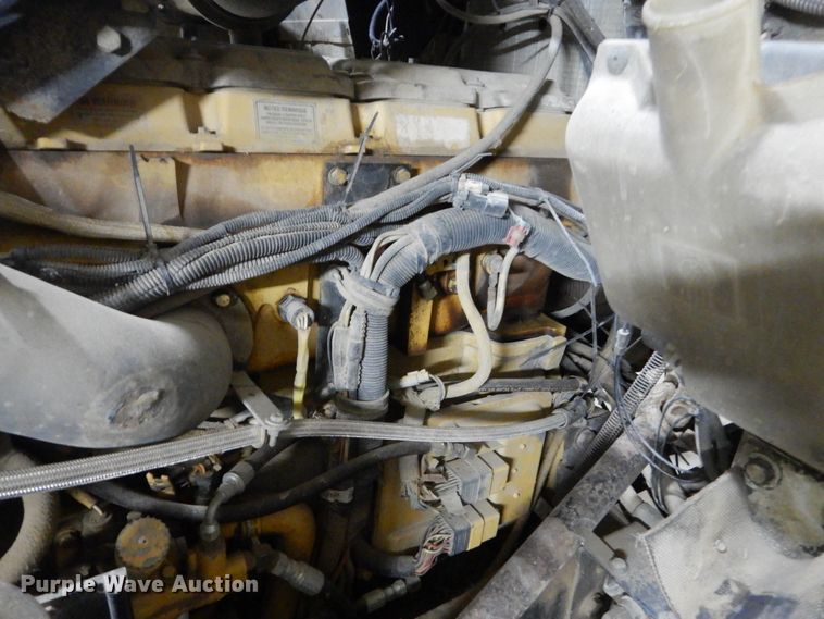 image for item HS9827 1995 Kenworth T600  semi truck