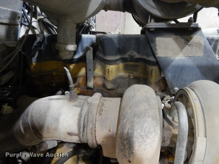 image for item HS9827 1995 Kenworth T600  semi truck