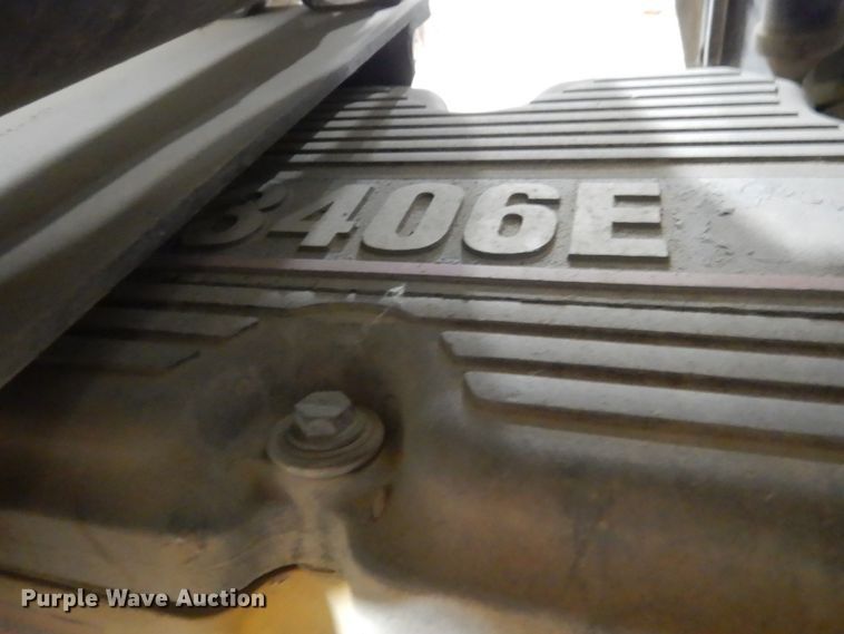 image for item HS9827 1995 Kenworth T600  semi truck