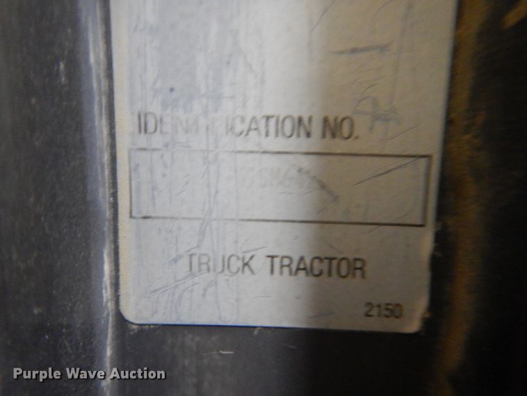 image for item HS9827 1995 Kenworth T600  semi truck