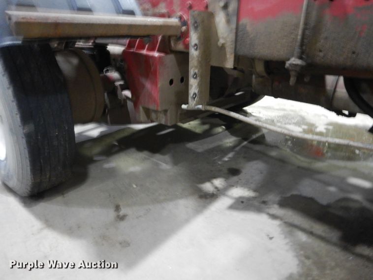 image for item HS9828 2000 Peterbilt 378  semi truck