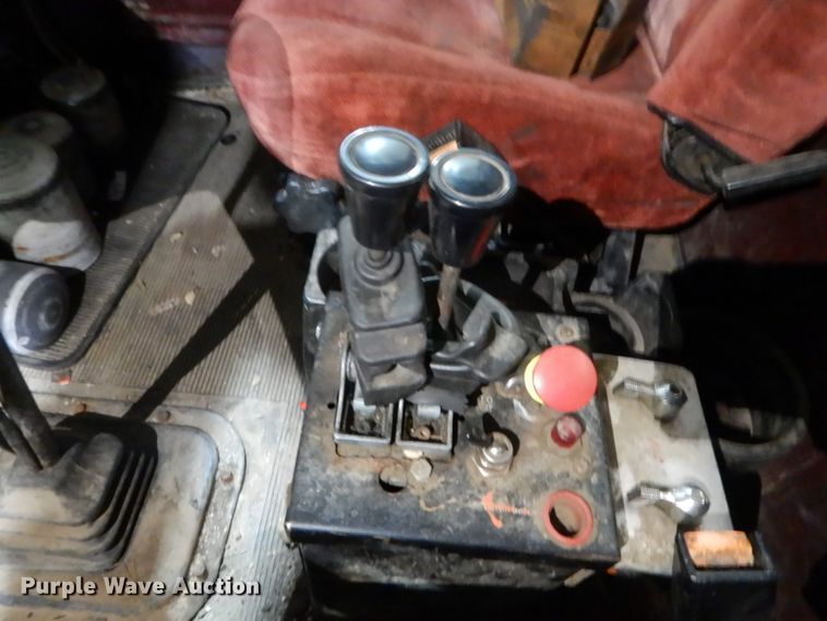 image for item HS9828 2000 Peterbilt 378  semi truck