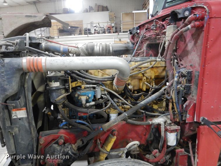 image for item HS9828 2000 Peterbilt 378  semi truck