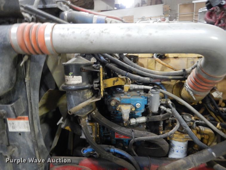 image for item HS9828 2000 Peterbilt 378  semi truck