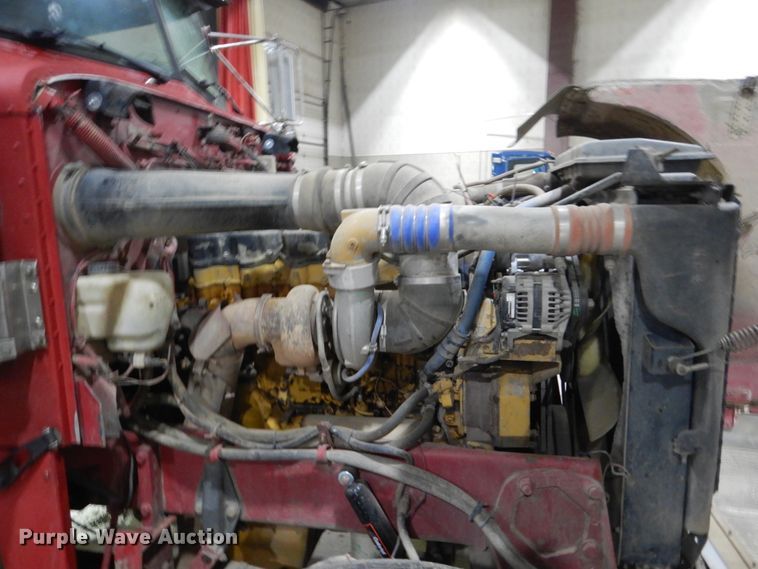 image for item HS9828 2000 Peterbilt 378  semi truck