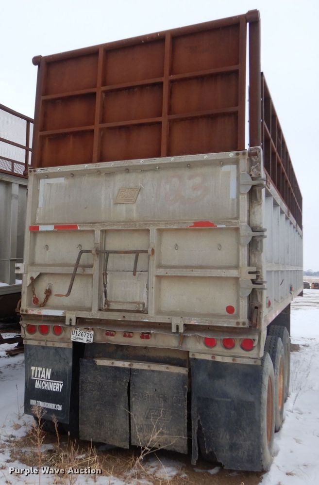 image for item HS9859 1979 East  end dump trailer