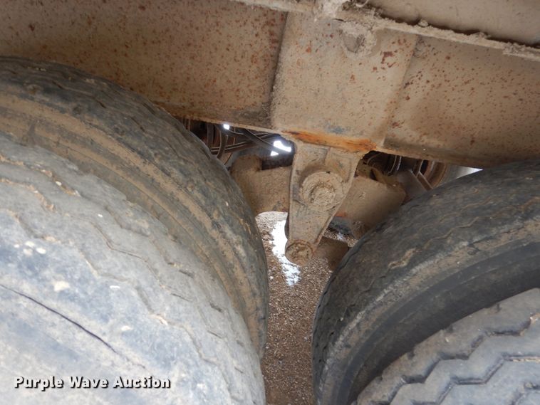 image for item HS9859 1979 East  end dump trailer