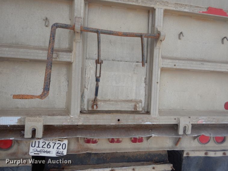 image for item HS9859 1979 East  end dump trailer