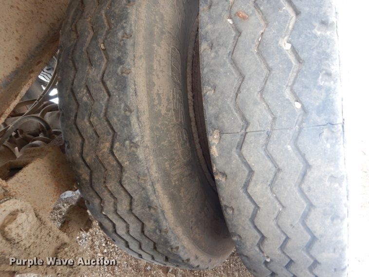 image for item HS9859 1979 East  end dump trailer