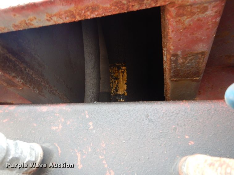 image for item HV9622 1996 Galbreath CFS-26  end dump trailer