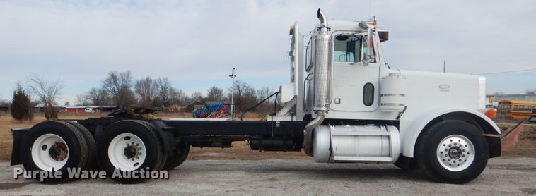 image for item HX9100 1998 Peterbilt 379  semi truck