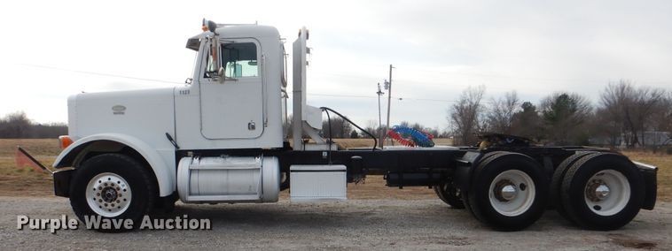 image for item HX9100 1998 Peterbilt 379  semi truck
