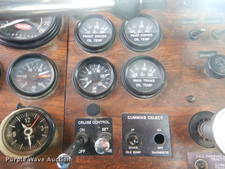 image for item HX9100 1998 Peterbilt 379  semi truck