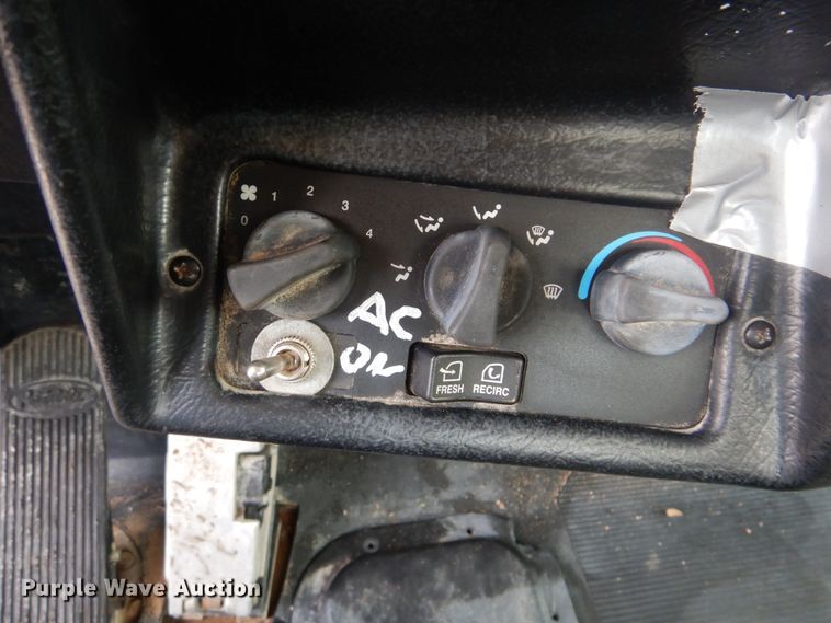 image for item HX9100 1998 Peterbilt 379  semi truck