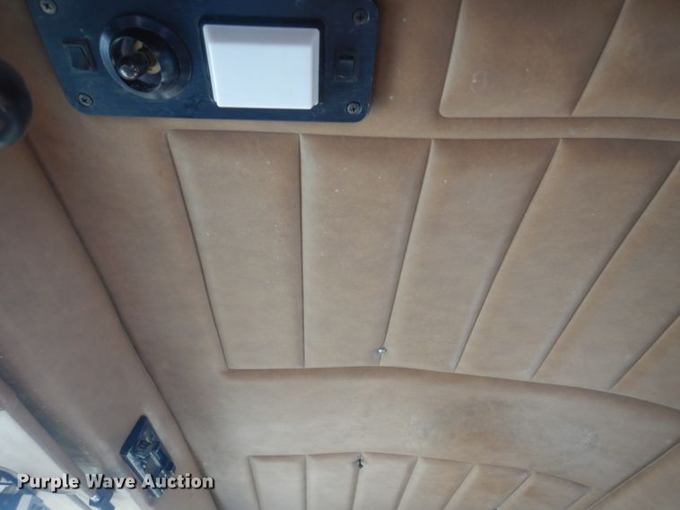 image for item HX9100 1998 Peterbilt 379  semi truck