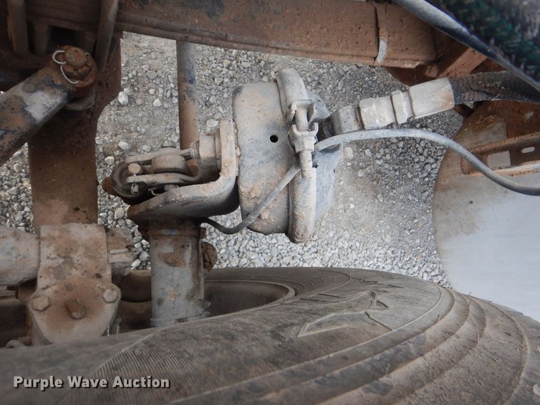 image for item HX9100 1998 Peterbilt 379  semi truck