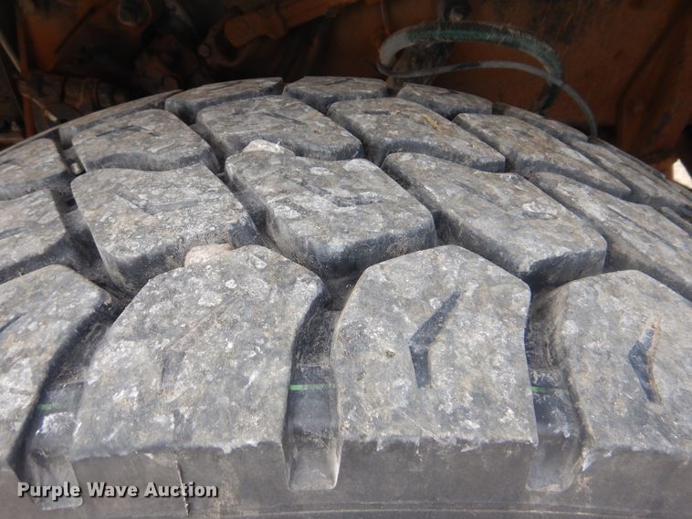 image for item HX9100 1998 Peterbilt 379  semi truck