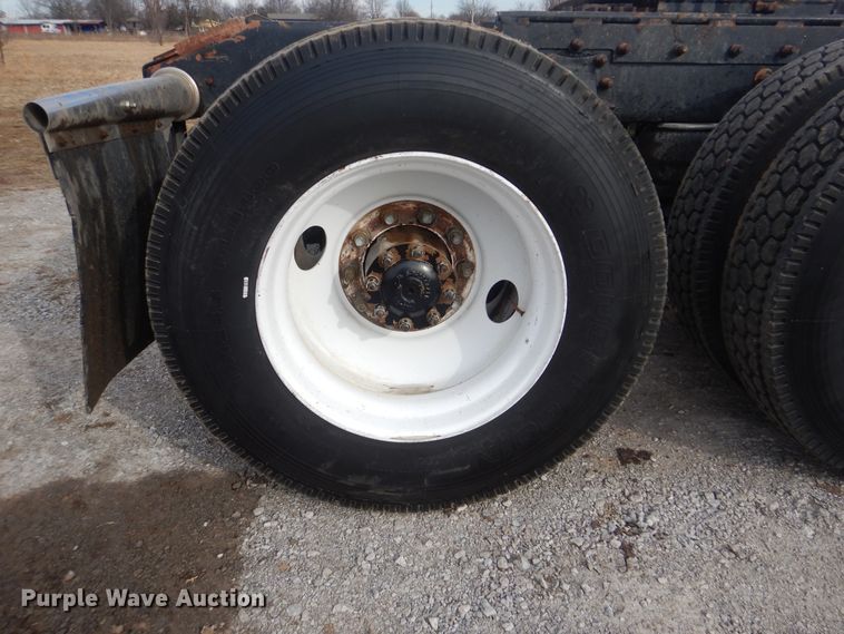 image for item HX9100 1998 Peterbilt 379  semi truck