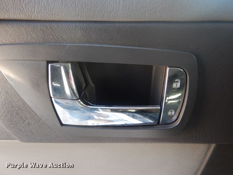 image for item HX9117 2009 Kenworth T800  semi truck