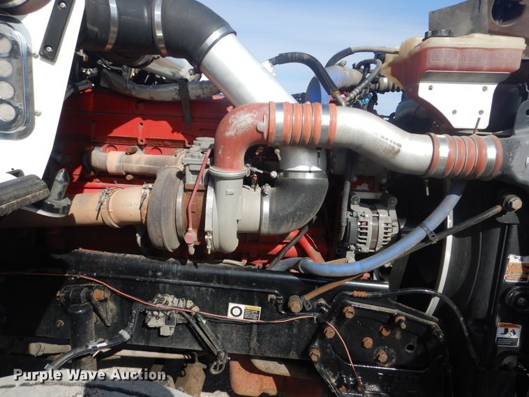 image for item HX9117 2009 Kenworth T800  semi truck