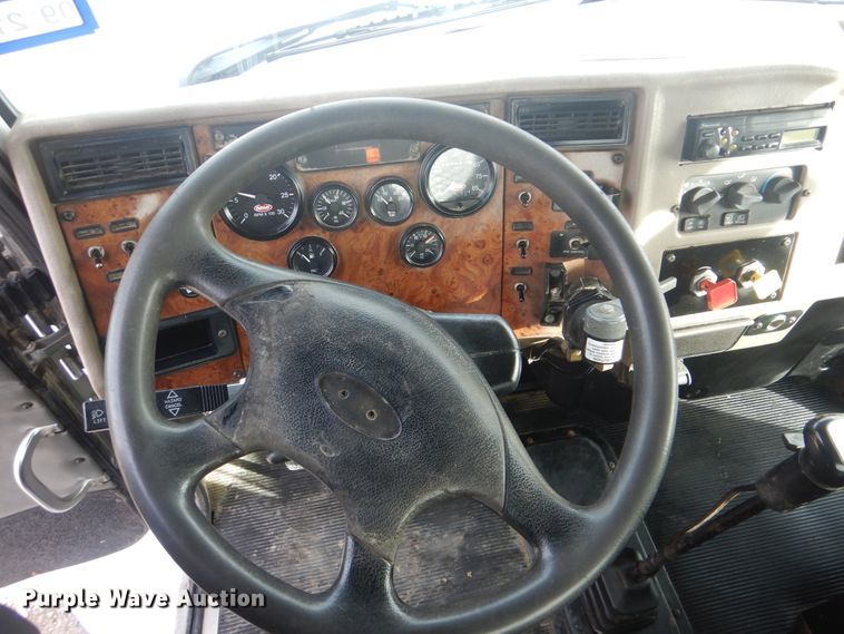 image for item HX9123 2004 Peterbilt 330  dump flatbed truck