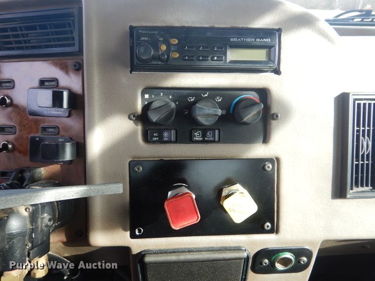 image for item HX9123 2004 Peterbilt 330  dump flatbed truck