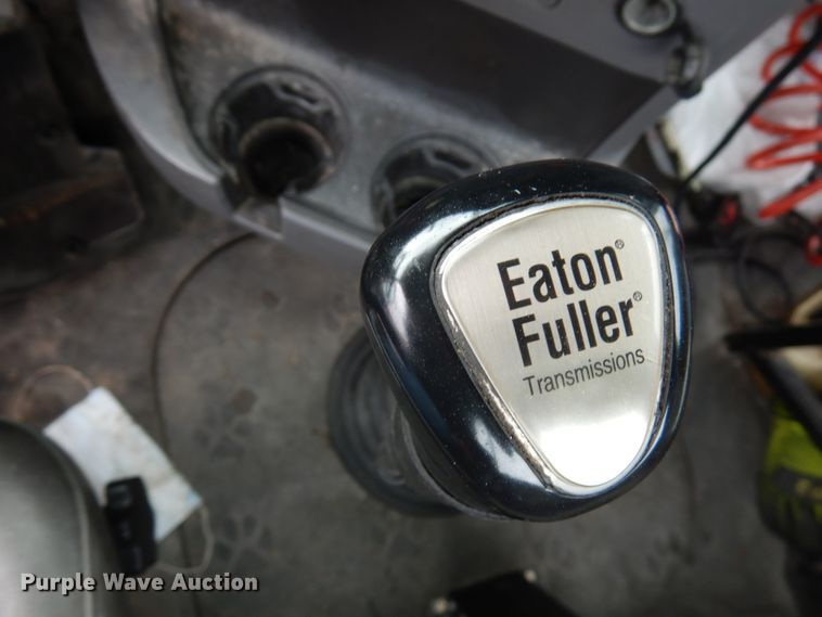 image for item HX9541 2013 Mack CXU613  semi truck