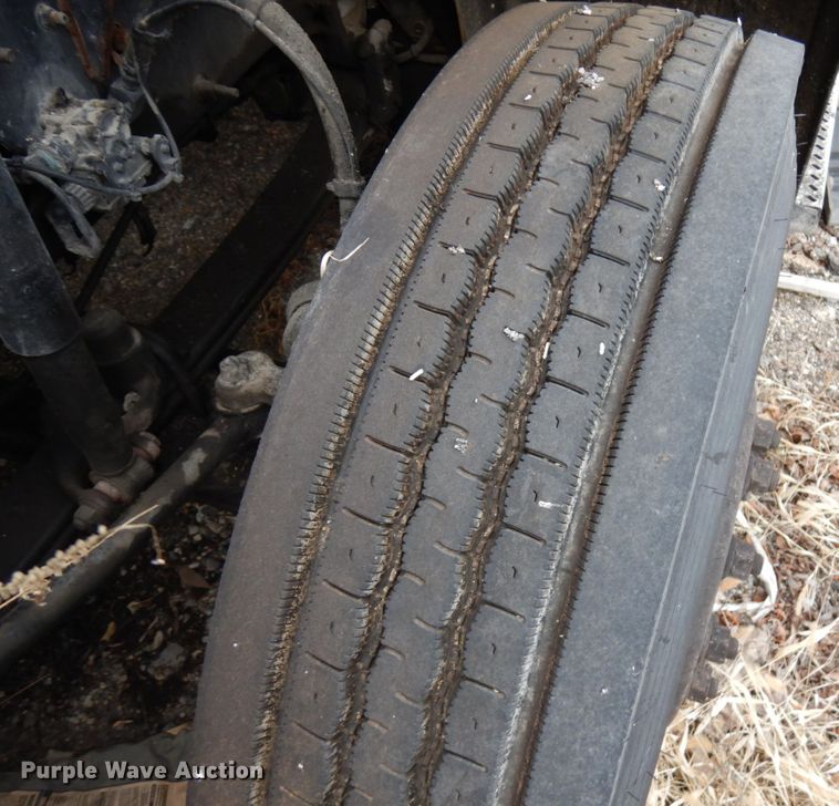 image for item HX9541 2013 Mack CXU613  semi truck