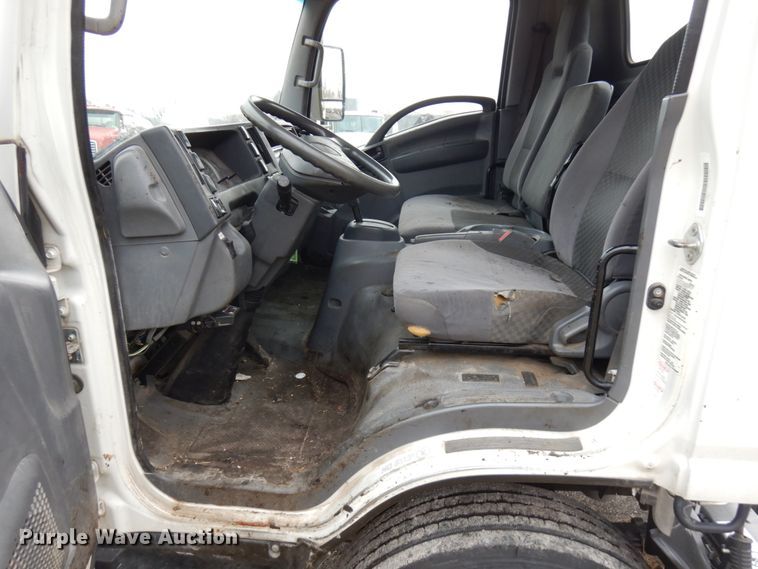 image for item HX9544 2014 Isuzu NQR  truck cab and chassis