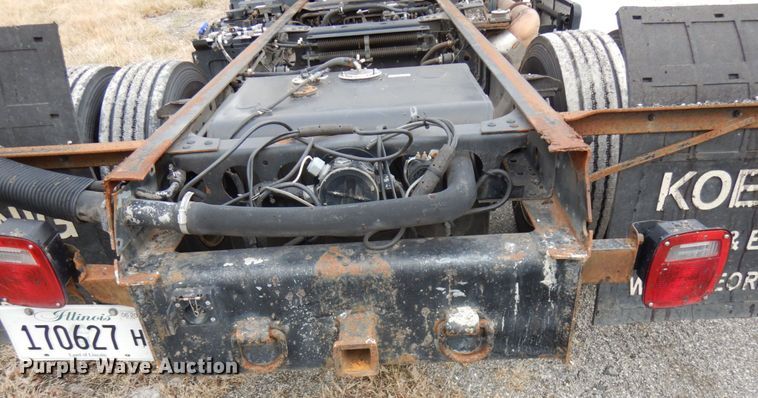 image for item HX9544 2014 Isuzu NQR  truck cab and chassis