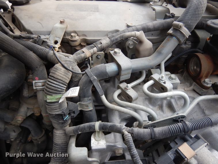 image for item HX9544 2014 Isuzu NQR  truck cab and chassis