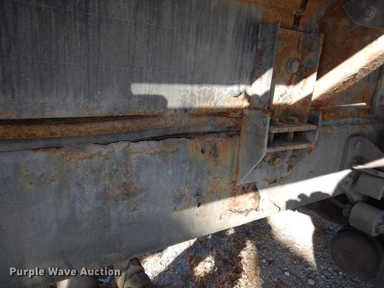 image for item HX9550 2007 International 4300  tank truck