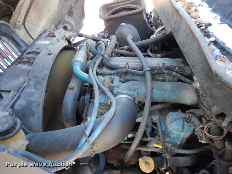 image for item HX9550 2007 International 4300  tank truck